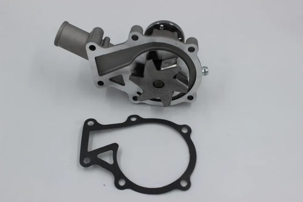 ВОДЯНАЯ ПОМПА KUBOTA V1505